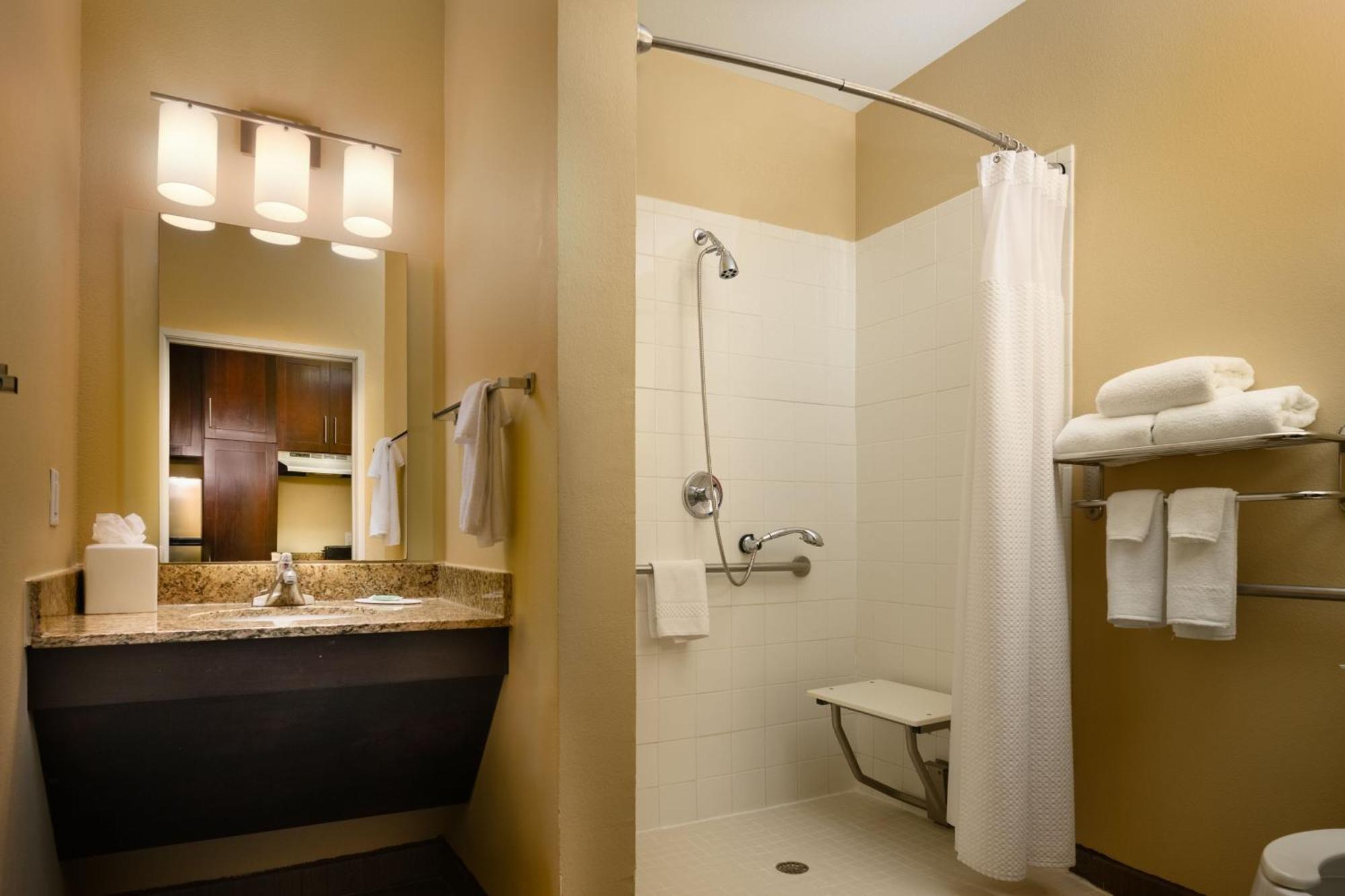 Towneplace Suites By Marriott Houston Westchase Exterior foto